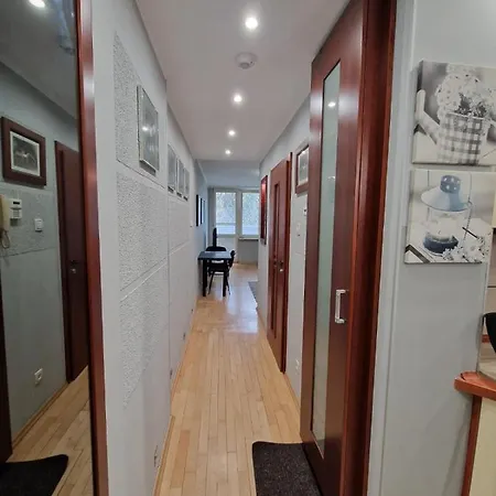 Apartment Przymorze, Park I Czas Nad Zatoka - Doskonale Miejsce Na Wygodny I Udany Urlop W Trojmiescie *